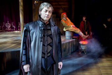 Helsingin Kaupunginteatteri – Rakastunut Shakespeare – Kuvassa Rauno Ahonen – Kuva Tapio Vanhatalo