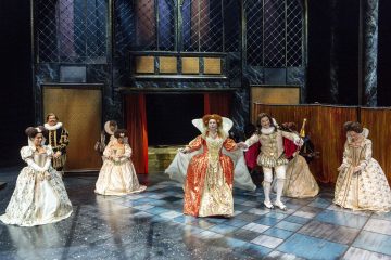 Helsingin Kaupunginteatteri – Rakastunut Shakespeare – Kuvassa Kirsi Karlenius, Unto Nuora, Mikko Paloniemi, Raili Raitala, Helena Haaranen, Risto Kaskilahti, Heidi Naakka – Kuva Tapio Vanhatalo