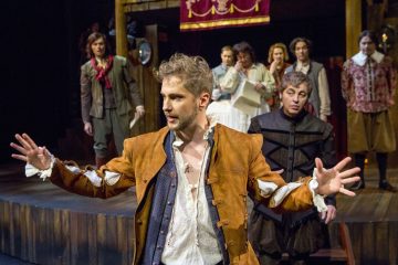 Helsingin Kaupunginteatteri – Rakastunut Shakespeare – Kuvassa edessä Heikki Ranta ja Rauno Ahonen – Kuva Tapio Vanhatalo