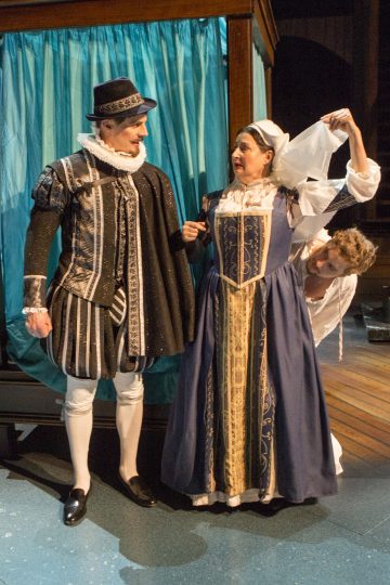 Helsingin Kaupunginteatteri – Rakastunut Shakespeare – Kuvassa Mikko VIhma, Heidi Herala ja Heikki Ranta – Kuva Tapio Vanhatalo