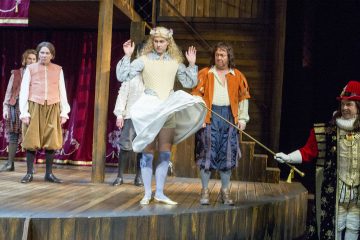 Helsingin Kaupunginteatteri – Rakastunut Shakespeare – Kuvassa Matti Rasila, Jyrki Kasper, Jouko Klemettilä, Risto Kaskilahti – Kuva Tapio Vanhatalo
