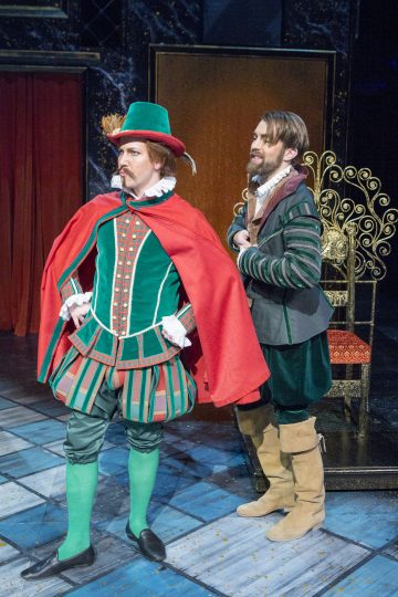 Helsingin Kaupunginteatteri – Rakastunut Shakespeare – Kuvassa Petrus Kähkönen ja Tuukka Leppänen – Kuva Tapio Vanhatalo