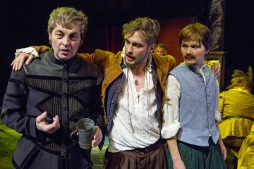 Helsingin Kaupunginteatteri – Rakastunut Shakespeare – Kuvassa Rauno Ahonen, Heikki Ranta ja Miila Virtanen – Kuva Tapio Vanhatalo