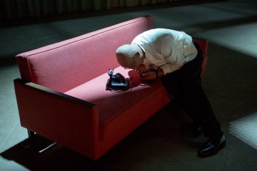 Helsingin Kaupunginteatteri – Kekkonen ja Kremlin tanssikoulu – Kuvassa: Eero Aho – Kuva © Tapio Vanhatalo