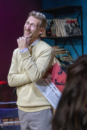 Helsingin Kaupunginteatteri – Täydellinen lauantai – Kuvassa Pekka Strag – Kuva © Tapio Vanhatalo