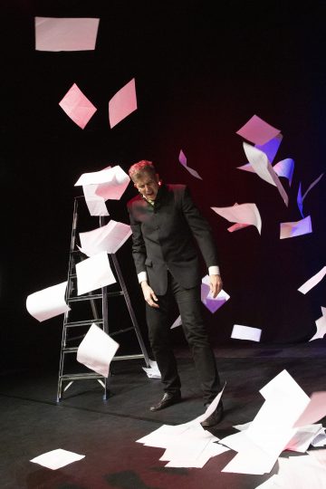 Lilla Teatern – Sufflören – På bilden Joachim Wigelius – Foto © Robert Seger