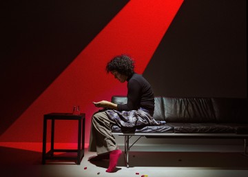 Lilla Teatern – Århundradets kärlekssaga – På bilden Minttu Mustakallio – Foto Ilkka Saastamoinen