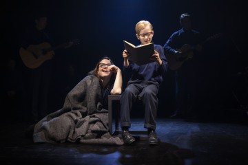 Lilla Teatern – Dancer in the Dark – På bilden 	Lumi Aunio och Iivari Luomala – Foto Heli Blåfield