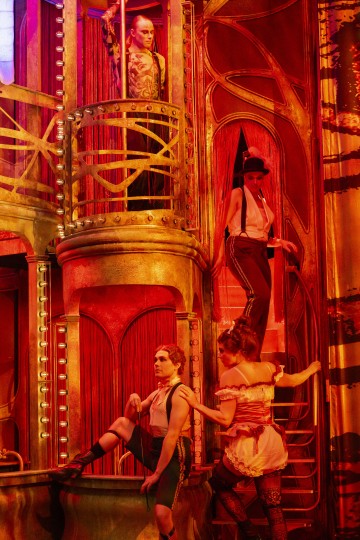 Helsingin Kaupunginteatteri – Moulin Rouge! Musikaali  - Kuva Otto-Ville Väätäinen