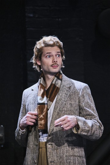 Helsingin Kaupunginteatteri - Lilla Teatern - Skymning 41 - På bilden Alexander Wendelin - Foto Kasper Dalkarl