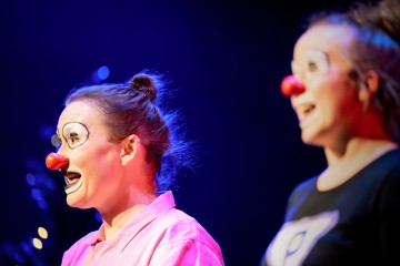 Lilla Teatern – Strömsö – På bilden Marika Westerling, Stella Laine – Foto Cata Portin